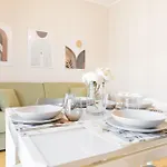Easylife - - Ortigara 22 - Porta Vittoria ミラノ